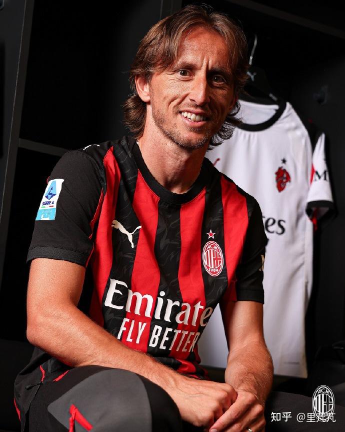 文森特：我们需要里夫斯做自己，每场比赛我们都非常依赖他