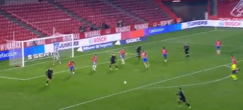 奇兵！斯潘塞近三战场均17.3分5.7助攻，命中率58.9%+75%